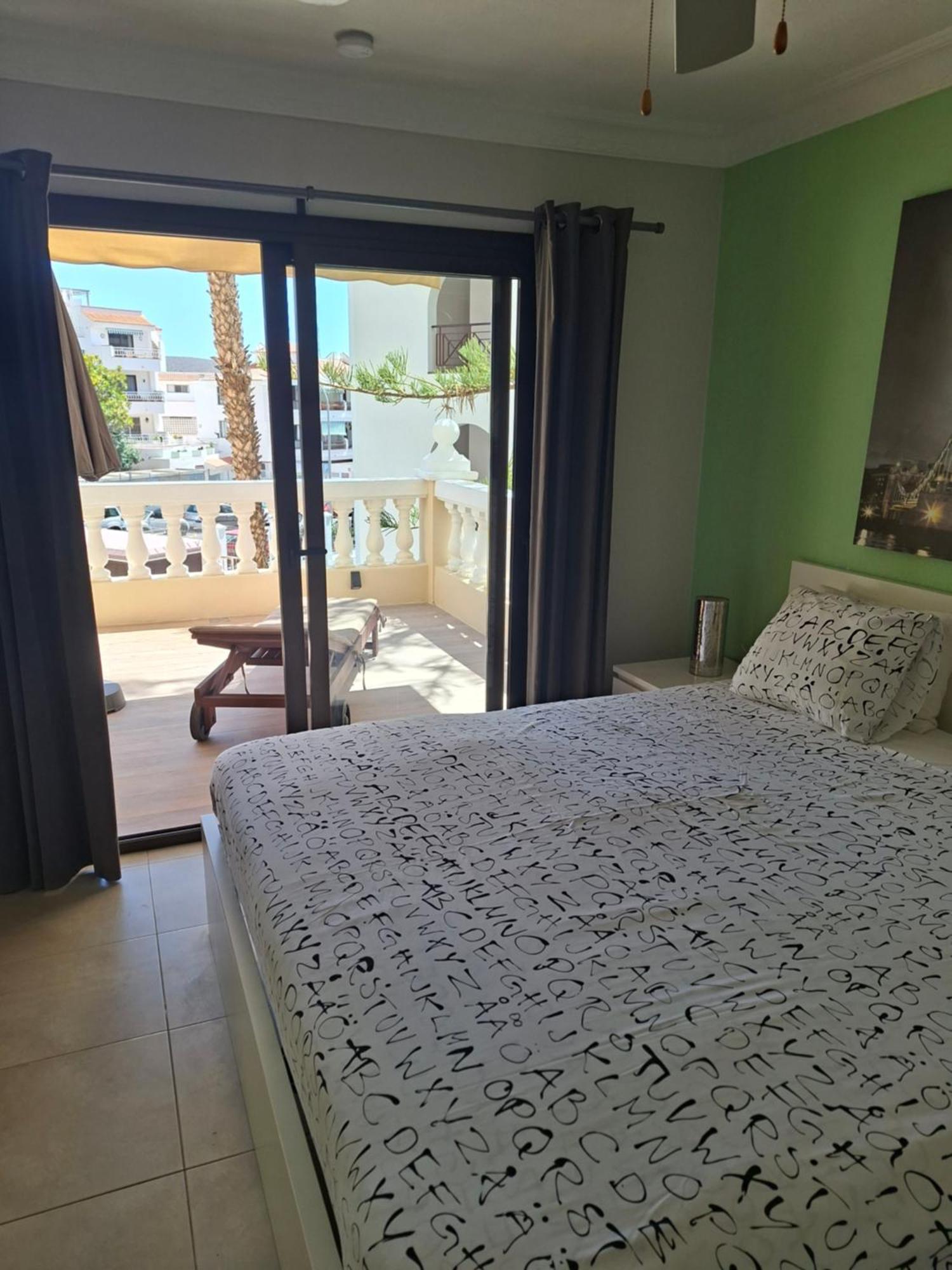 Nice 1 Bedroom Apartment Los Cristianos Лос-Крістіанос Екстер'єр фото